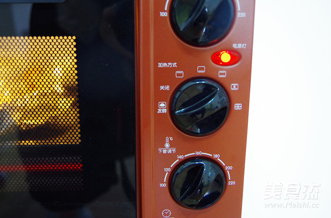 #感恩节#烤<a href=/shicai/rouqin/JiXiongRou/index.html target=_blank><u>鸡胸肉</u></a>的做法