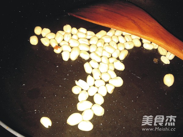 宫保<a href=/shicai/shucai/XingBaoGu/index.html target=_blank><u><a href=/shicai/guopin/Xing/index.html target=_blank><u>杏</u></a>鲍菇</u></a>的做法