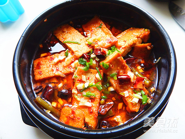 水煮<a href=/shicai/mimian/DouFu/index.html target=_blank><u>豆腐</u></a>片的做法