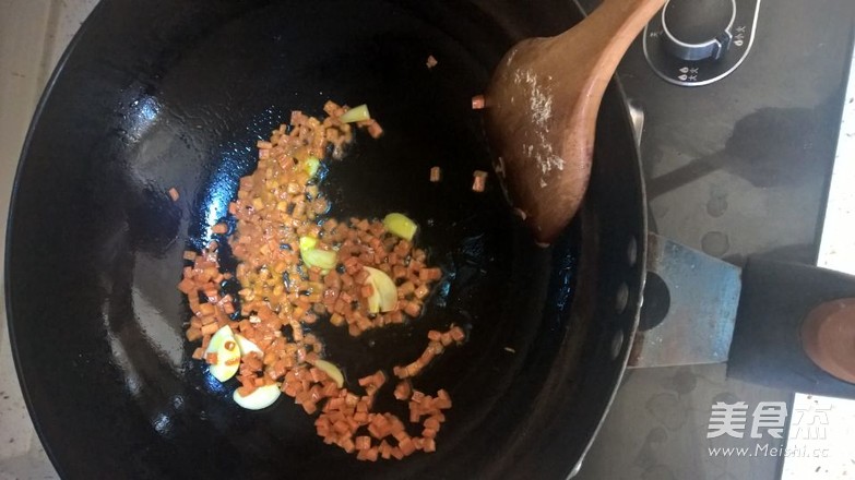 <a href=/shicai/shucai/WoSun/index.html target=_blank><u>莴笋</u></a><a href=/shicai/guopin/YaoGuo/index.html target=_blank><u>腰果</u></a><a href=/shicai/rouqin/NiuRou/index.html target=_blank><u>牛肉</u></a>丁的做法