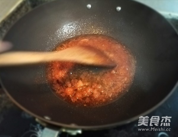 酥香<a href=/shicai/rouqin/PaiGu/index.html target=_blank><u>排骨</u></a>的做法