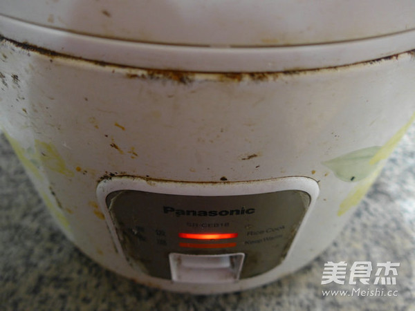 <a href=/shicai/rouqin/JiDan/index.html target=_blank><u>鸡蛋</u></a><a href=/shicai/shucai/HuLuoBo/index.html target=_blank><u>胡<a href=/shicai/shucai/LuoBo/index.html target=_blank><u>萝卜</u></a></u></a>蒸肉末的做法