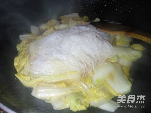 <a href=/shicai/mimian/FenSi/index.html target=_blank><u>粉丝</u></a><a href=/shicai/shucai/WaWaCai/index.html target=_blank><u>娃娃菜</u></a>的做法