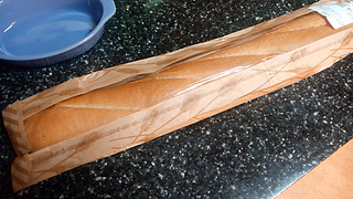 法式奶香<a href=/shicai/mimian/MianBao/index.html target=_blank><u>面包</u></a>片