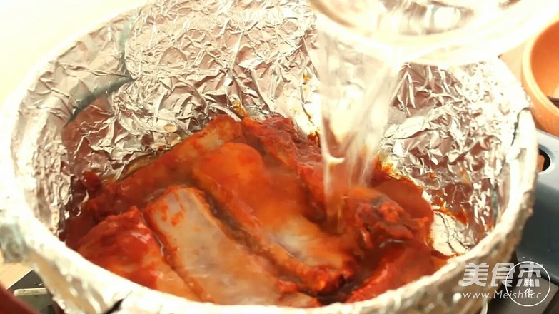 韩式<a href=/shicai/mimian/ZhiShi/index.html target=_blank><u>芝士</u></a><a href=/shicai/rouqin/PaiGu/index.html target=_blank><u>排骨</u></a>的做法