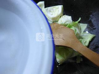 番茄<a href=/shicai/rouqin/JiDan/index.html target=_blank><u>鸡蛋</u></a>炒<a href=/shicai/shucai/YuanBaiCai/index.html target=_blank><u>圆<a href=/shicai/shucai/BaiCai/index.html target=_blank><u>白菜</u></a></u></a>