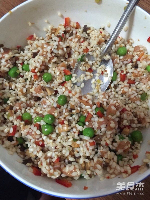 <a href=/shicai/mimian/NuoMi/index.html target=_blank><u>糯米</u></a>神仙蛋的做法