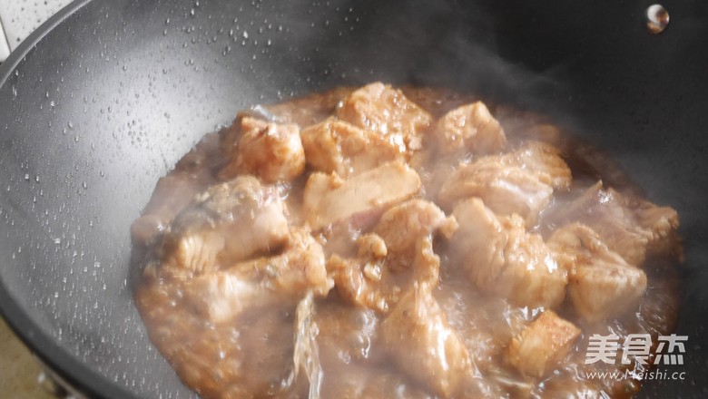 糖<a href=/shicai/diaoweipin/Cu/index.html target=_blank><u>醋</u></a>韭芽<a href=/shicai/shuichanpin/QingYu/index.html target=_blank><u>青鱼</u></a>的做法