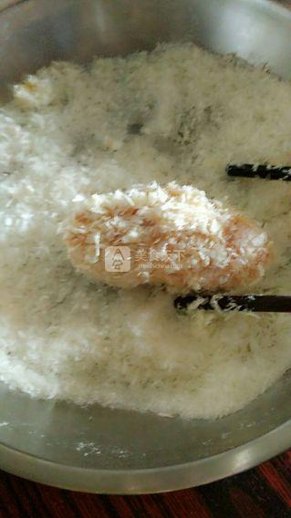 新奥尔良炸<a href=/shicai/rouqin/JiChi/index.html target=_blank><u>鸡翅</u></a>