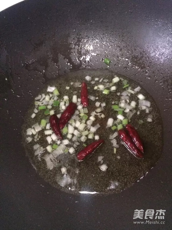 <a href=/shicai/diaoweipin/Cu/index.html target=_blank><u>醋</u></a>溜豆<a href=/shicai/shucai/YaCai/index.html target=_blank><u>芽菜</u></a>的做法