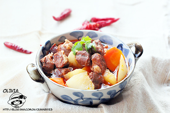 红焖<a href=/shicai/rouqin/YangRou/index.html target=_blank><u>羊肉</u></a>的做法