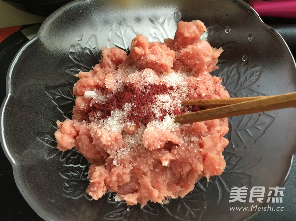 自制蒜味脆皮肠的做法