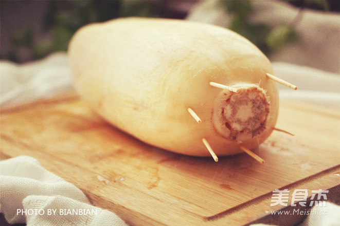 <a href=/shicai/shucai/GuiHua/index.html target=_blank><u>桂花</u></a><a href=/shicai/mimian/NuoMi/index.html target=_blank><u>糯米</u></a><a href=/shicai/shucai/Ou/index.html target=_blank><u>藕</u></a>的做法