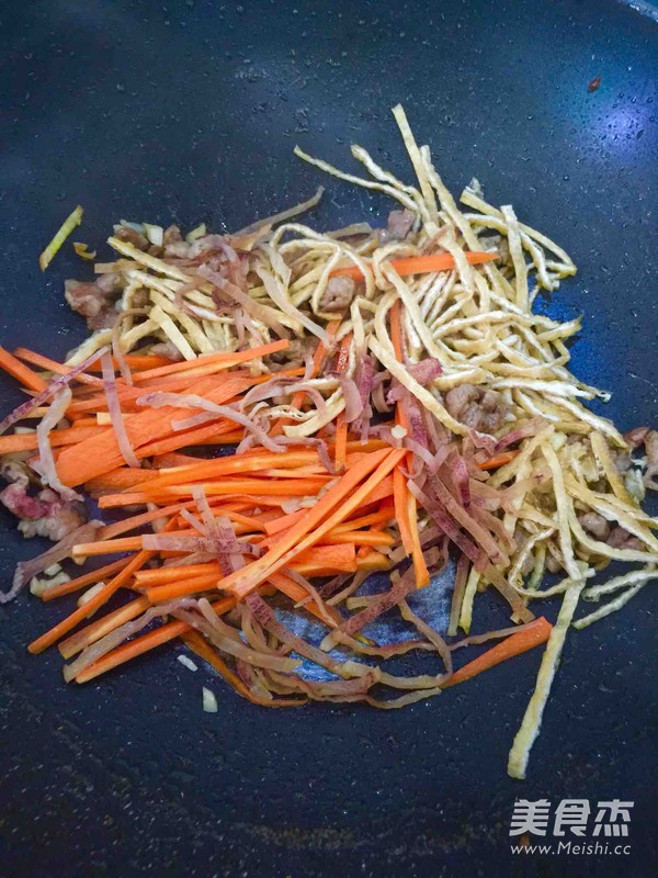 鱼香肉丝的做法