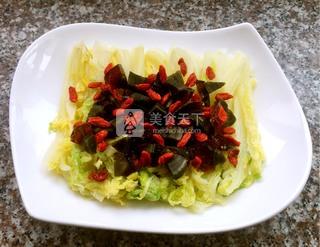 上汤<a href=/shicai/rouqin/PiDan/index.html target=_blank><u>皮蛋</u></a><a href=/shicai/shucai/WaWaCai/index.html target=_blank><u>娃娃菜</u></a>