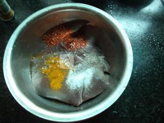 烤<a href=/shicai/rouqin/ZhuGan/index.html target=_blank><u>猪肝</u></a>