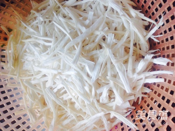 鱼香<a href=/shicai/shucai/XingBaoGu/index.html target=_blank><u><a href=/shicai/guopin/Xing/index.html target=_blank><u>杏</u></a>鲍菇</u></a>的做法