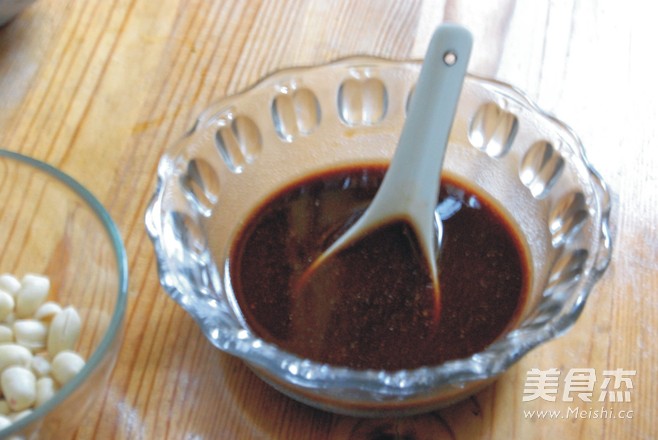 宫保<a href=/shicai/shucai/XingBaoGu/index.html target=_blank><u><a href=/shicai/guopin/Xing/index.html target=_blank><u>杏</u></a>鲍菇</u></a>的做法