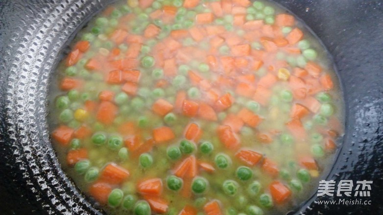 什绵<a href=/shicai/mimian/YuMi/index.html target=_blank><u>玉米</u></a>的做法