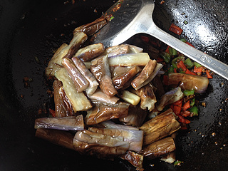 肉末<a href=/shicai/shucai/QieZi/index.html target=_blank><u>茄子</u></a>