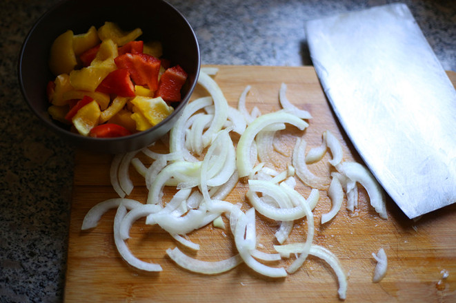 孜然<a href=/shicai/rouqin/JiCuiGu/index.html target=_blank><u>鸡<a href=/shicai/rouqin/CuiGu/index.html target=_blank><u>脆骨</u></a></u></a>的做法