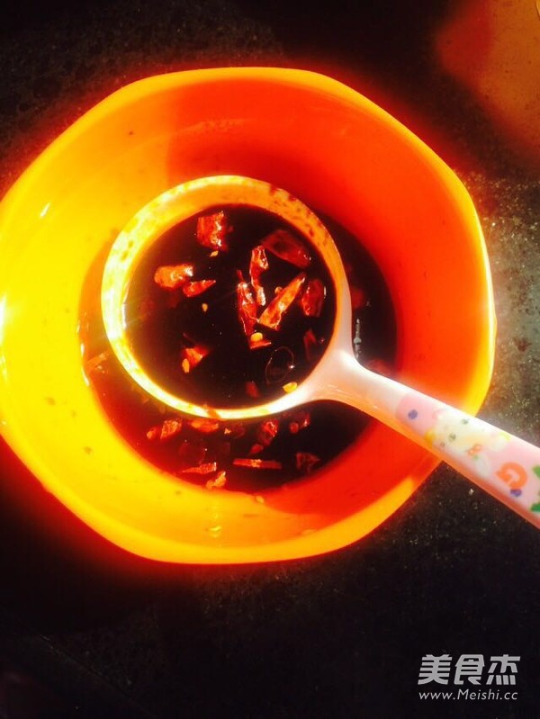 鱼香<a href=/shicai/shucai/XingBaoGu/index.html target=_blank><u><a href=/shicai/guopin/Xing/index.html target=_blank><u>杏</u></a>鲍菇</u></a>的做法