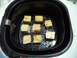 咖喱味<a href=/shicai/mimian/DouFu/index.html target=_blank><u>豆腐</u></a>丁