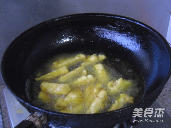 蒜香<a href=/shicai/shucai/XingBaoGu/index.html target=_blank><u><a href=/shicai/guopin/Xing/index.html target=_blank><u>杏</u></a>鲍菇</u></a>的做法