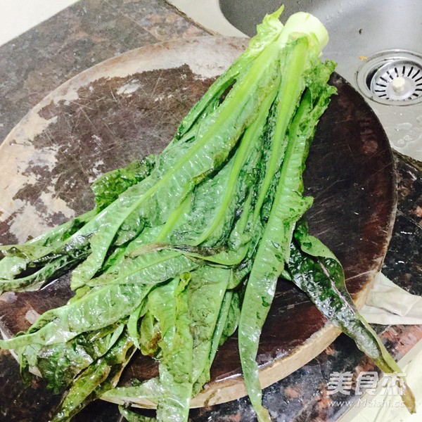 肉片炒<a href=/shicai/shucai/WoSun/index.html target=_blank><u>莴笋</u></a>叶的做法