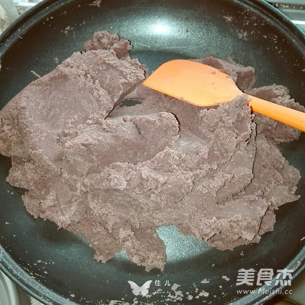 自制<a href=/shicai/mimian/HongDou/index.html target=_blank><u>红豆</u></a>沙的做法