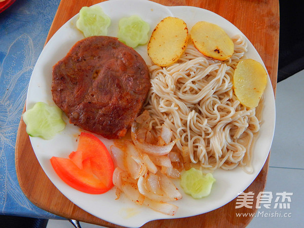 黑椒<a href=/shicai/rouqin/NiuPai/index.html target=_blank><u>牛排</u></a>的做法