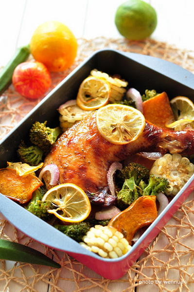 时蔬烤<a href=/shicai/rouqin/JiTui/index.html target=_blank><u>鸡腿</u></a>的做法