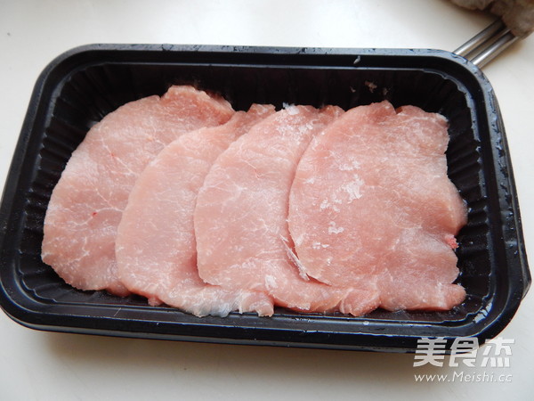 黑椒<a href=/shicai/rouqin/ZhuPai/index.html target=_blank><u>猪排</u></a>的做法