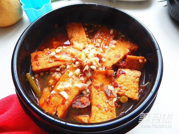 水煮<a href=/shicai/mimian/DouFu/index.html target=_blank><u>豆腐</u></a>片的做法