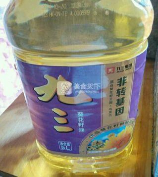 脆炸<a href=/shicai/guopin/HuaSheng/index.html target=_blank><u>花生</u></a>米