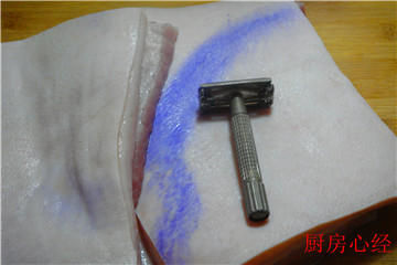 花椒油小烧肉步骤2