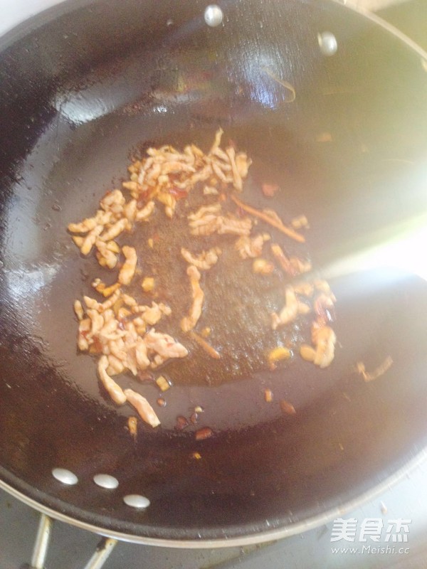 鱼香<a href=/shicai/shucai/XingBaoGu/index.html target=_blank><u><a href=/shicai/guopin/Xing/index.html target=_blank><u>杏</u></a>鲍菇</u></a>的做法