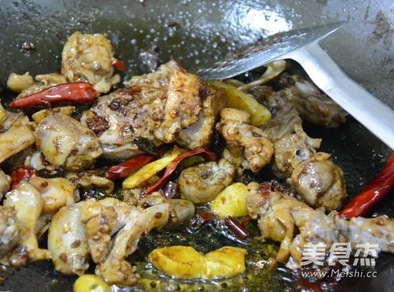 <a href=/shicai/mimian/QingDou/index.html target=_blank><u>青豆</u></a>烧鸭家常做法的做法