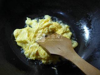 番茄<a href=/shicai/rouqin/JiDan/index.html target=_blank><u>鸡蛋</u></a>炒<a href=/shicai/shucai/YuanBaiCai/index.html target=_blank><u>圆<a href=/shicai/shucai/BaiCai/index.html target=_blank><u>白菜</u></a></u></a>