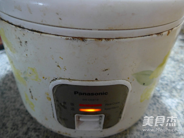 <a href=/shicai/rouqin/JiDan/index.html target=_blank><u>鸡蛋</u></a><a href=/shicai/shucai/HuLuoBo/index.html target=_blank><u>胡<a href=/shicai/shucai/LuoBo/index.html target=_blank><u>萝卜</u></a></u></a>蒸肉末的做法