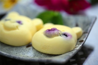 <a href=/shicai/guopin/LanMei/index.html target=_blank><u>蓝莓</u></a>轻乳酪蛋糕