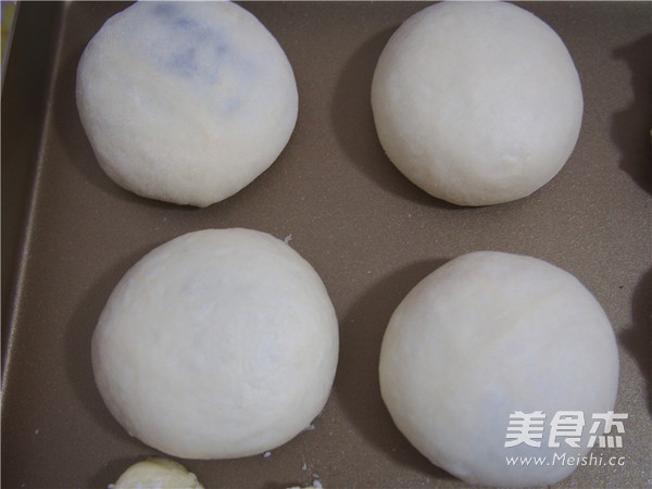 豆沙小餐包的做法