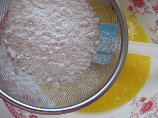 <a href=/shicai/guopin/MangGuo/index.html target=_blank><u>芒果</u></a>蛋糕卷