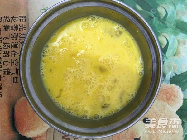 尖椒炒<a href=/shicai/rouqin/JiDan/index.html target=_blank><u>鸡蛋</u></a>的做法