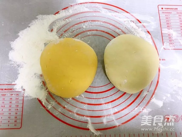 <a href=/shicai/shucai/YuanBaiCai/index.html target=_blank><u>圆<a href=/shicai/shucai/BaiCai/index.html target=_blank><u>白菜</u></a></u></a><a href=/shicai/rouqin/ZhuRou/index.html target=_blank><u>猪肉</u></a>水饺的做法