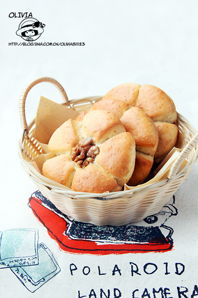 全麦核<a href=/shicai/guopin/Tao/index.html target=_blank><u>桃</u></a>花包的做法