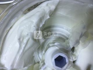 土<a href=/shicai/rouqin/JiDan/index.html target=_blank><u>鸡蛋</u></a>的<a href=zt/qifengdg target=_blank><u>戚风蛋糕</u></a>