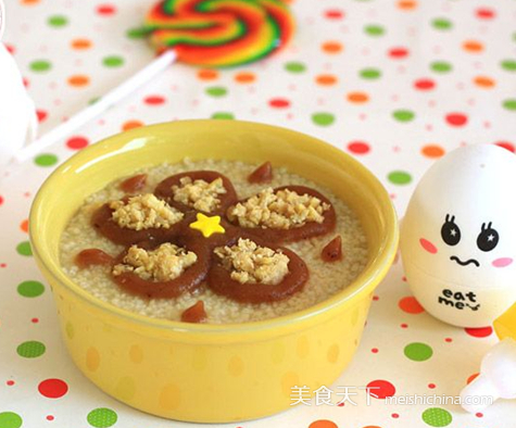 <a href=/shicai/guopin/Zao/index.html target=_blank><u>枣</u></a>泥<a href=/shicai/mimian/XiaoMi/index.html target=_blank><u>小米</u></a>粥