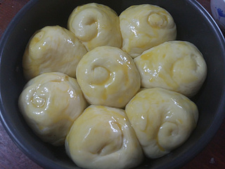 果干香酥粒<a href=/shicai/mimian/MianBao/index.html target=_blank><u>面包</u></a>