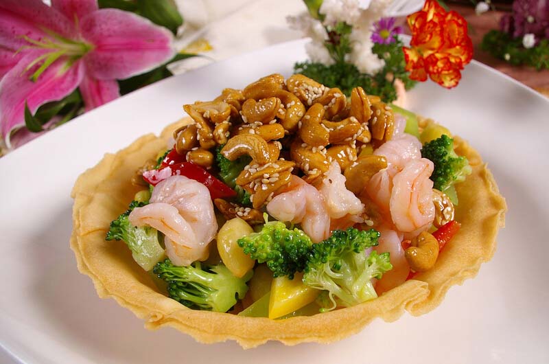 <a href=/shicai/guopin/YaoGuo/index.html target=_blank><u>腰果</u></a>虾仁